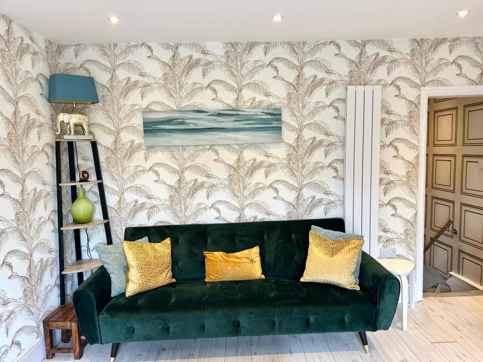 Alsager Town Centre Apartment Buitenkant foto
